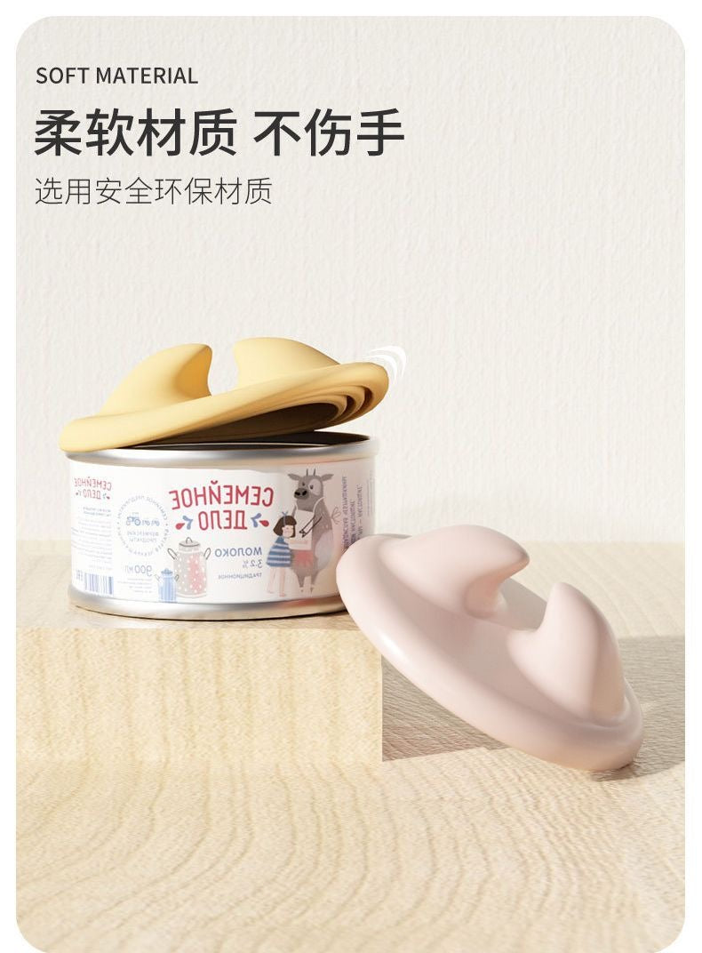 MagicalPets Pet Wet Food Cover With Spoon Set